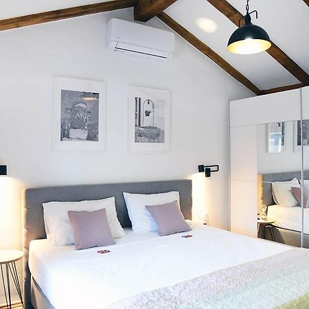 Apartment D & Studio L Dobrinj Zewnętrze zdjęcie