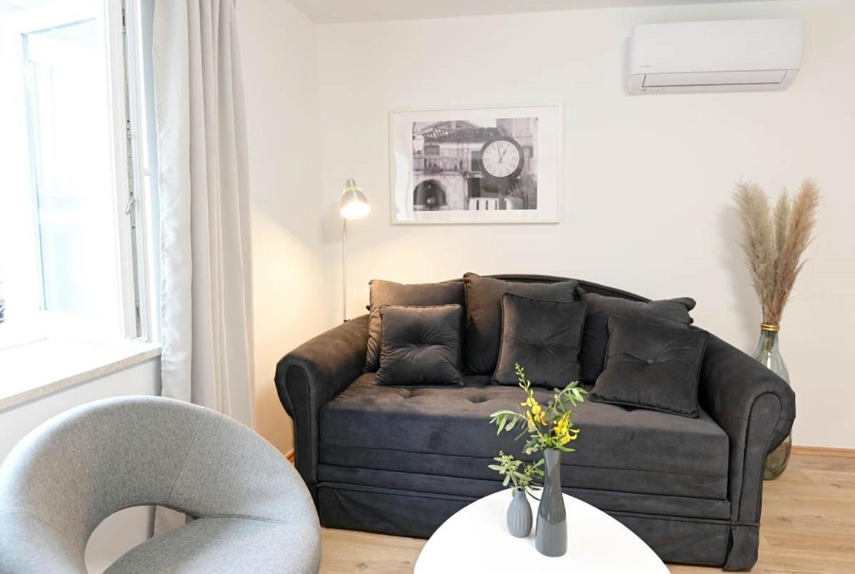 Apartment D & Studio L Dobrinj Zewnętrze zdjęcie