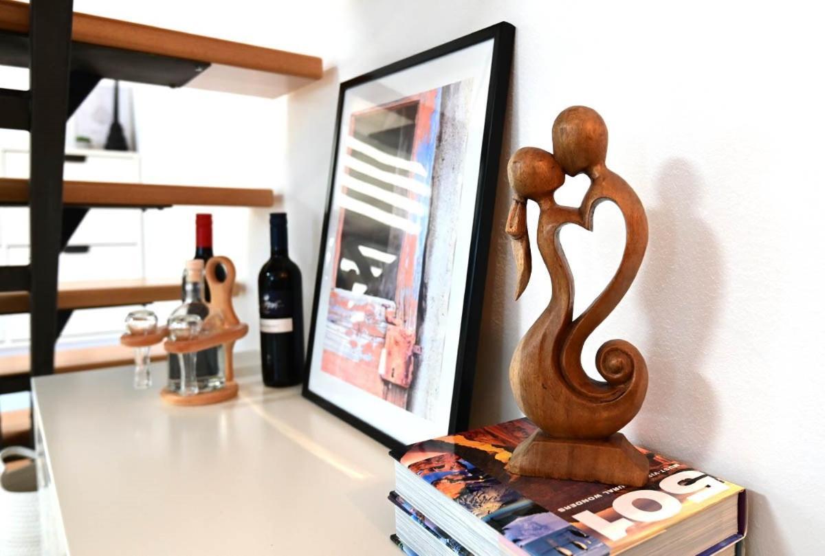 Apartment D & Studio L Dobrinj Zewnętrze zdjęcie